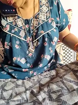 Snapshot of samitasharma chatting on 12.14.25 samitasharma online show from 12.14.25