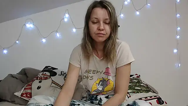 SweetMaddy888 online show from 12.12.24