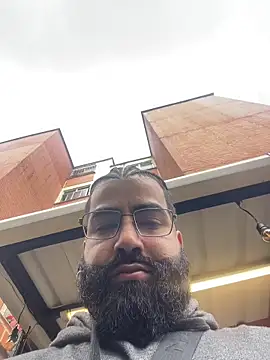 Lyon vach online show from 12.02.25