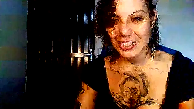 Snapshot of Submersidollx chatting on 04.26.26 Submersidollx online show from 04.26.26