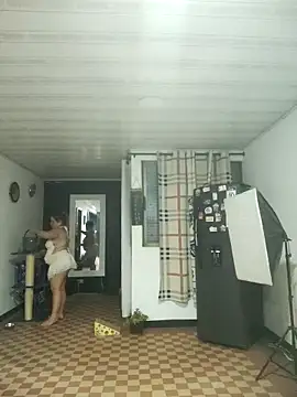 LaurenWelly  online show from 02.28.26