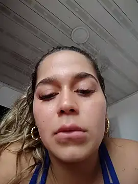 Snapshot of LaurenWelly_ chatting on 04.18.26 LaurenWelly online show from 04.18.26