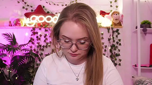 MonicaAsis online show from 04.16.26