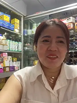 Snapshot of Cesywet chatting on 03.06.25 Cesywet online show from 03.06.25