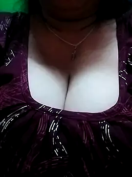 Snapshot of Rinki_Guptaa chatting on 01.07.25 Rinki Guptaa online show from 01.07.25