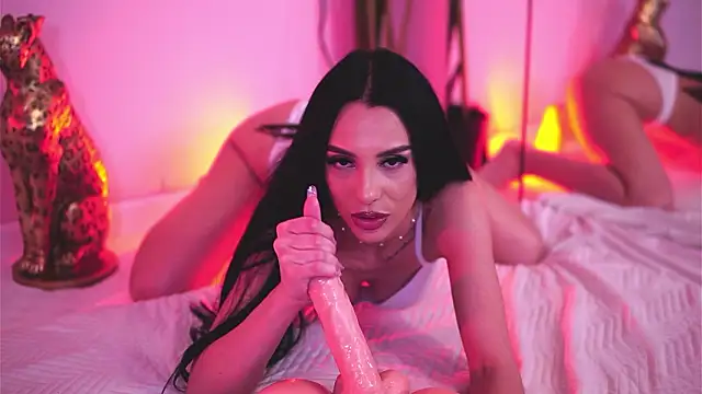 Snapshot of HaylieMilf chatting on 02.11.26 HaylieMilf online show from 02.11.26