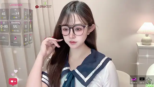 Snapshot of -Yokyo chatting on 02.14.26 -Yokyo online show from 02.14.26