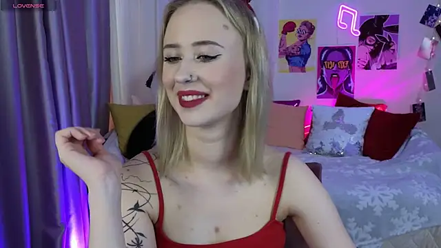 SashaBrooks online show from 10.26.25