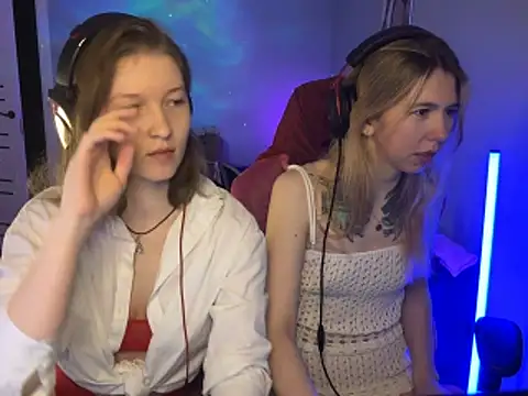 Snapshot of AsgardPrincesses chatting on 05.25.26 AsgardPrincesses online show from 05.25.26