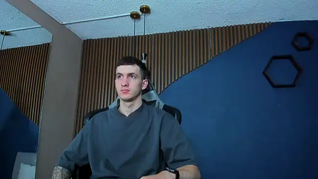 JacksonOlsenn online show from 02.27.25