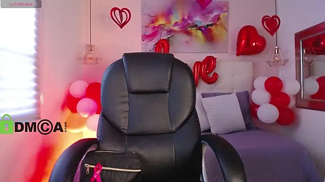 Cristal  adams online show from 02.13.25