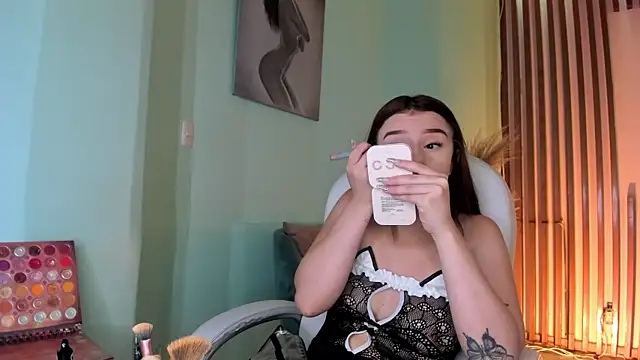 Snapshot of TinaJonnes_ chatting on 11.30.25 TinaJonnes online show from 11.30.25