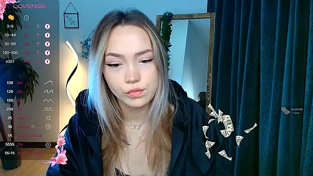 Evia r0se online show from 12.22.24