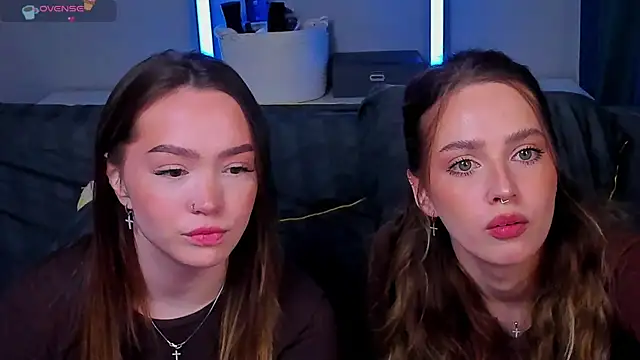 Evia r0se online show from 04.17.26