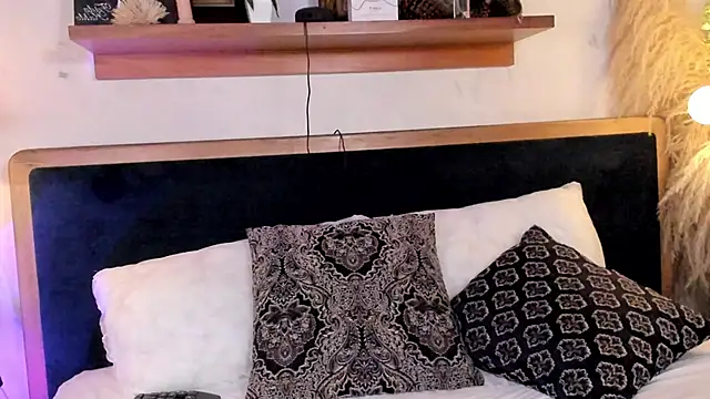 amy nicolee online show from 01.28.25