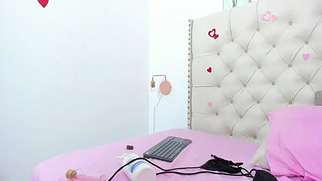 Kim Eli online show from 03.12.25