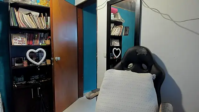 peanut tangerine online show from 11.09.25