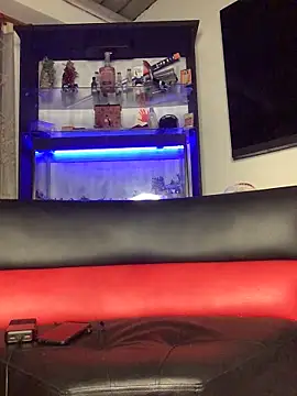 Snapshot of Aaron_hot2 chatting on 12.18.24 Aaron hot2 online show from 12.18.24