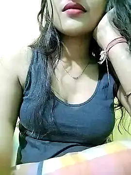 MISSQUEEN48 online show from 01.03.25