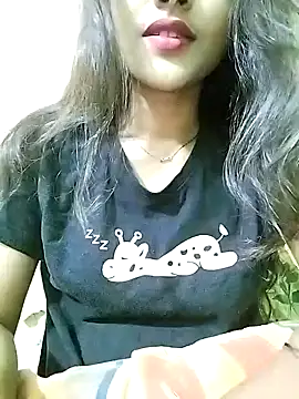 MISSQUEEN48 online show from 01.10.25