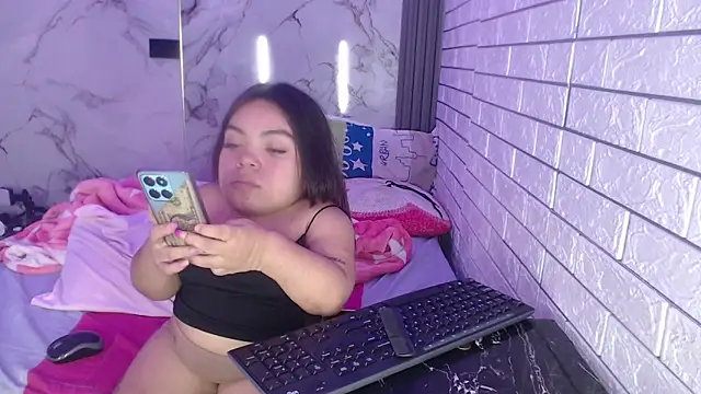 Snapshot of Michelle_Brooks chatting on 03.18.25 Michelle Brooks online show from 03.18.25