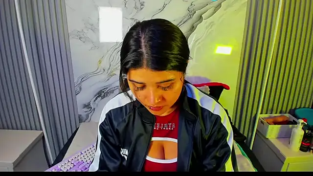 venusowen  online show from 03.09.26