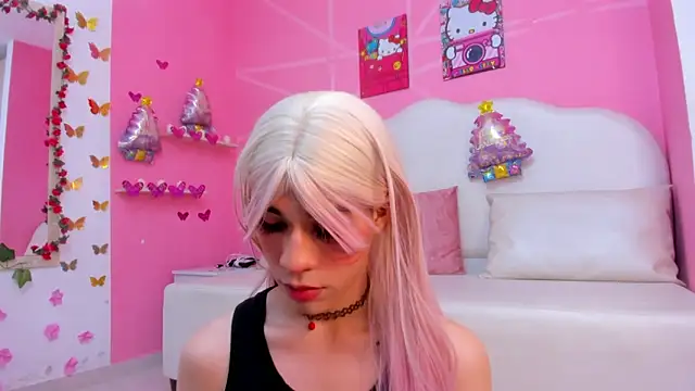 Snapshot of DaripQueen chatting on 01.21.25 DaripQueen online show from 01.21.25