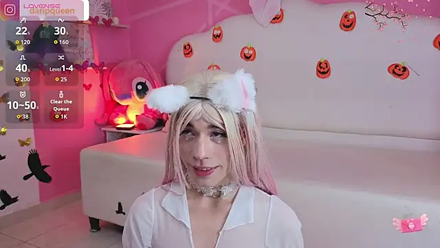 Snapshot of DaripQueen chatting on 10.18.25 DaripQueen online show from 10.18.25