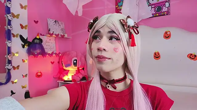 Snapshot of DaripQueen chatting on 10.20.25 DaripQueen online show from 10.20.25