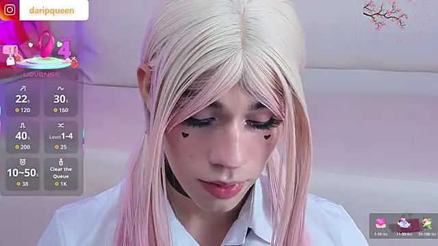 Snapshot of DaripQueen chatting on 11.06.25 DaripQueen online show from 11.06.25