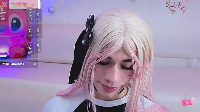 Snapshot of DaripQueen chatting on 11.13.25 DaripQueen online show from 11.13.25