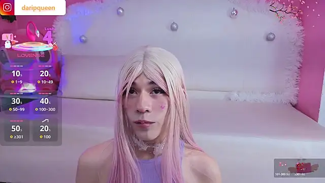 Snapshot of DaripQueen chatting on 11.14.25 DaripQueen online show from 11.14.25