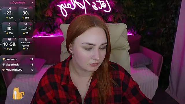 Snapshot of LovelyBell chatting on 03.16.25 LovelyBell online show from 03.16.25