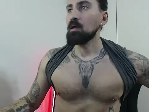 Snapshot of MateoHunk chatting on 01.10.26 MateoHunk online show from 01.10.26