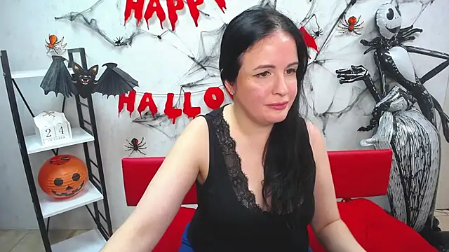 TayaBoret online show from 10.24.25