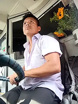 Snapshot of alexchir4 chatting on 03.18.26 alexchir4 online show from 03.18.26