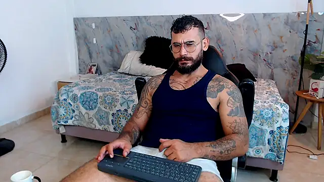 hanz col online show from 11.21.25