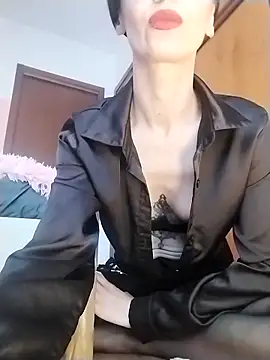 dahlia 82 online show from 04.14.26