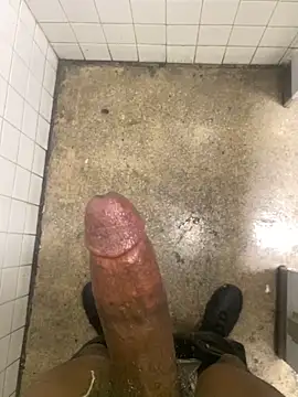 Snapshot of zeekBbc chatting on 12.30.24 zeekBbc online show from 12.30.24