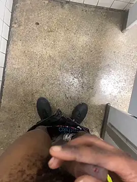 Snapshot of zeekBbc chatting on 01.02.25 zeekBbc online show from 01.02.25