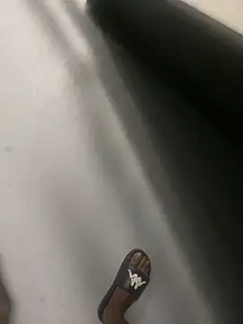 Snapshot of zeekBbc chatting on 10.29.25 zeekBbc online show from 10.29.25