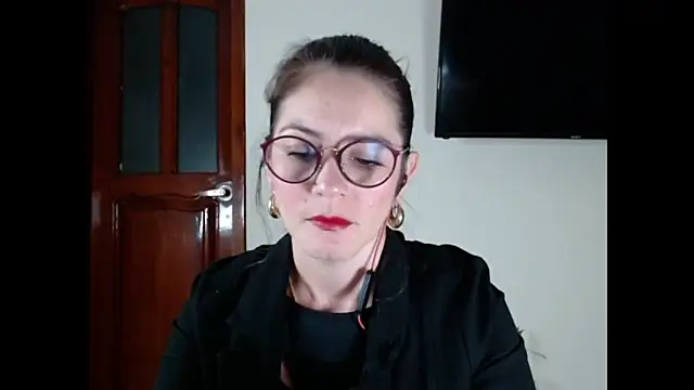 Snapshot of Hanny_24 chatting on 01.20.25 Hanny 24 online show from 01.20.25