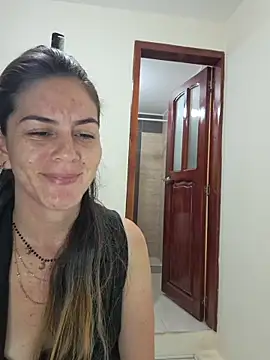 Snapshot of Hanny_24 chatting on 11.09.25 Hanny 24 online show from 11.09.25