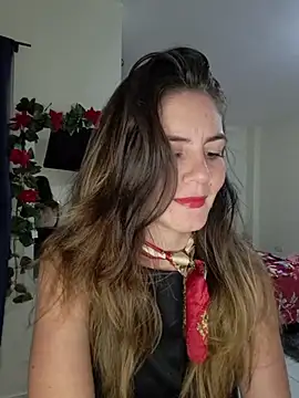 Snapshot of Hanny_24 chatting on 12.17.25 Hanny 24 online show from 12.17.25