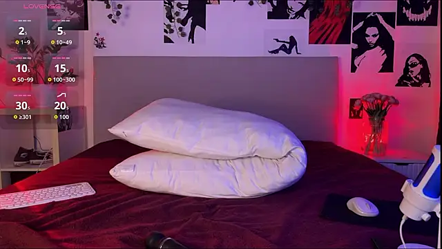 Snapshot of Lisa_Moones chatting on 02.12.26 Lisa Moones online show from 02.12.26