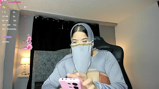 janna isa online show from 02.27.26