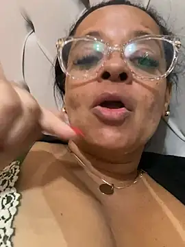 Snapshot of lomagata chatting on 07.19.26 lomagata online show from 07.19.26