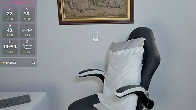 Wendy Marchall online show from 12.05.25