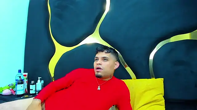 Snapshot of MelissaAndZeuss chatting on 10.11.25 MelissaAndZeuss online show from 10.11.25