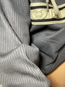 Boi Boi2x online show from 12.18.24